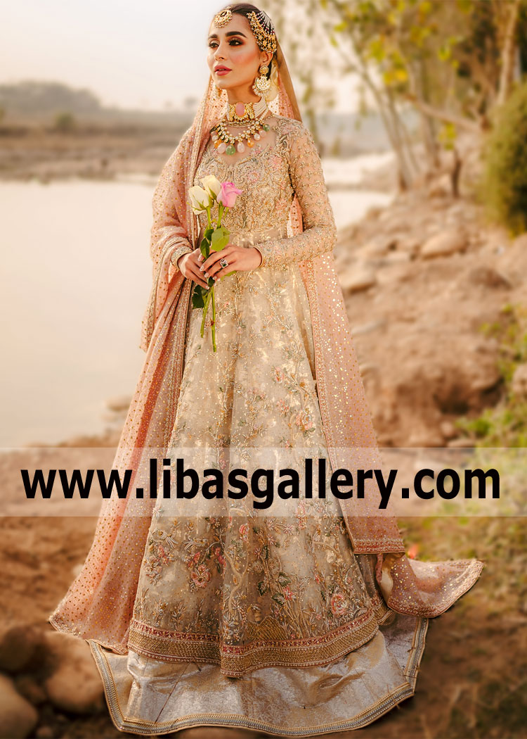A dizzying new collection by Farah and Fatima. The most trendy wedding dresses Wedding Anarkali Heavy Embellished Dupatta Stamford Connecticut USA Luxurious Bridal Dresses with a unique decor, unusual textures of current styles are already in our website. Just come and choose a designer dress at a wonderful price.