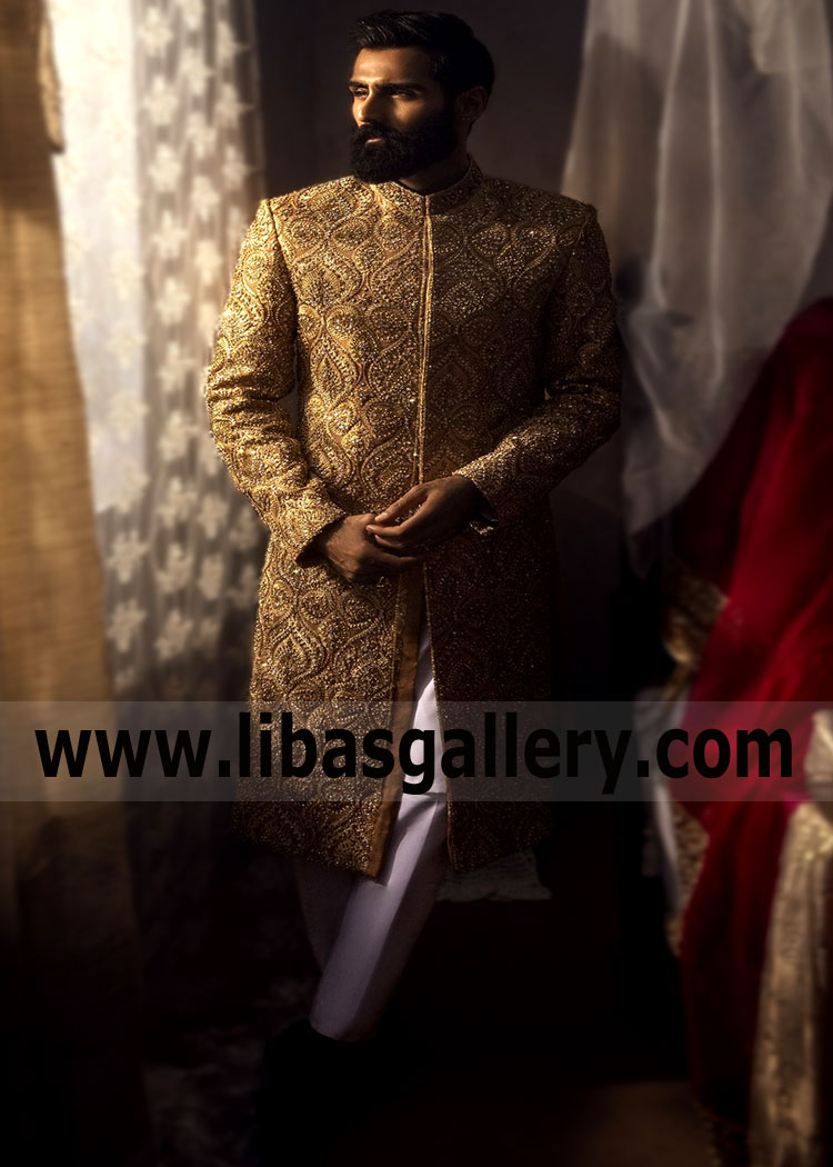 A good Sherwani suit is a classic. And as you know, Classic Grooms Sherwani for Mens San Diego California CA USA Ali Xeeshan Sherwani Suits never go out of style. If a woman sees a man dressed in a perfectly matched Sherwani suit, she will never remain indifferent.