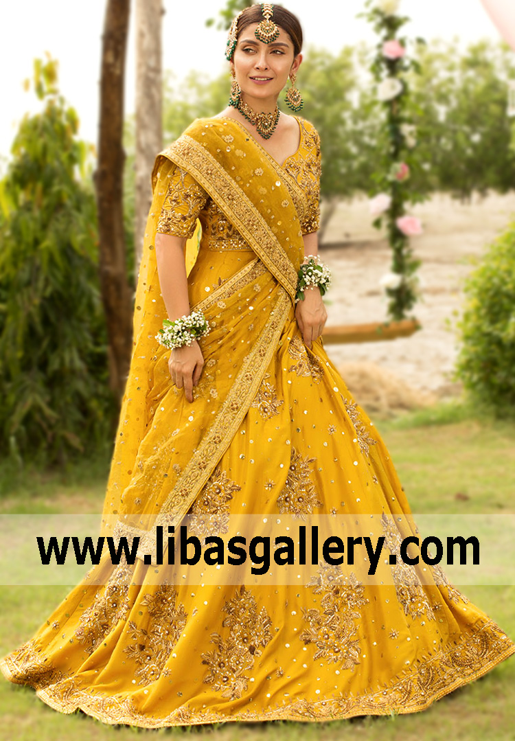 The yellow color is absolutely stunning! Lehenga choli is not just another trend, it is the style of now and the future. It is Superb, chic and will become a classic Pakistani Evening Dresses Brooklyn New York NY US Ansab Jahangir Party Wear for Formal Events style.