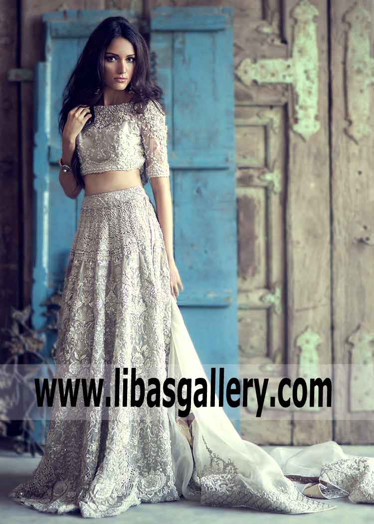 what does the mother of the groom wear to rehearsal dinner