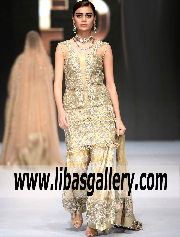 Golden crinkle chiffon special occasions dresses Virginia USA Designer Saira Shakira Collection FPW 2018 Golden crinkle chiffon special occasions dresses Virginia USA Designer Saira Shakira Collection FPW 2018