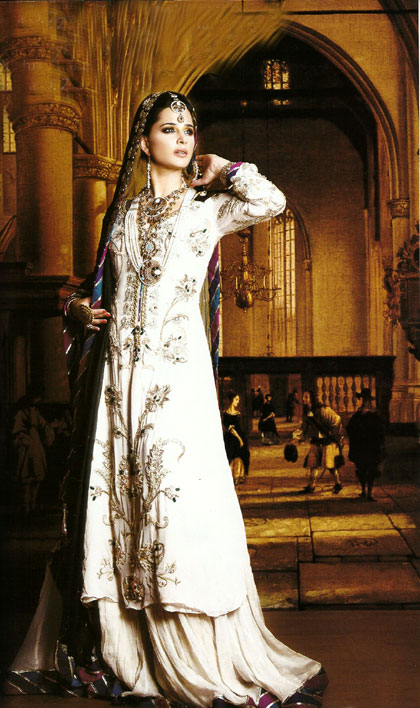 Pakistani sharara,pakistani embelished sharara,white party outfits,new arrivals