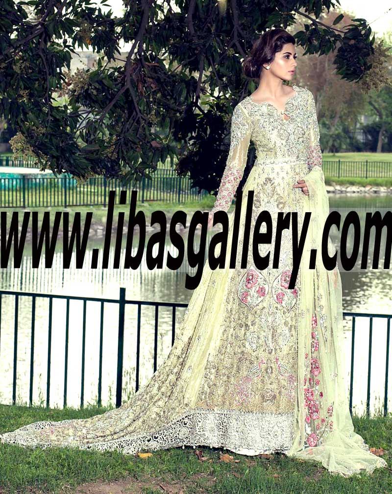 Shiza Hassan Designer Bridal Dresses Party Wear Casual Wear Wedding Bridal Couture Week 2015 - 2016 PFDC Loreal Sunsilk Fashion Week Karachi 2015 - 2016