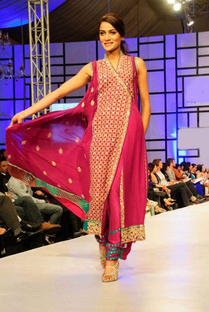 wedding shalwar kameez online,wedding shalwar kameez USA,Wedding outfit USA Texas Florida CA special occasions