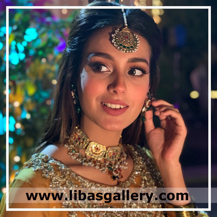 Pretty Girl Iqra Aziz Checking her wished Bridal Jewellery Set Stuff including earrings tika necklace choker ring hand made uk usa canada