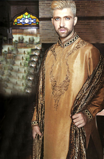 men embroidered kurtaa shalwar trend,kurta shalwar collection,kurta shalwar mayyon mehndi kurta suits