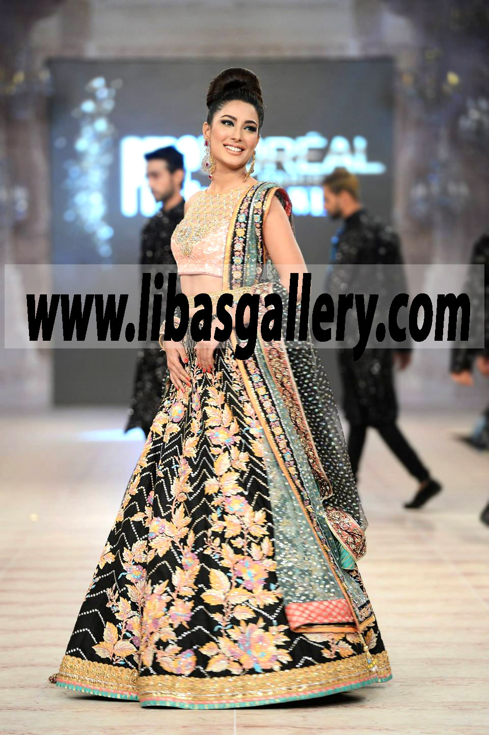 Nomi Ansari Stunning Wedding Dresses with Lehenga and Heavy Dupatta Nomi Ansari Wedding Dresses Collection for Brides Nomi Ansari PFDC 2014-2015 New Arrivals Sharara for UpComing uk london newyork pakistani Weddings in UK USA Canada Australia Saudi Arabia