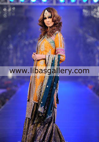 Beautiful Gharara Bridal Outfit For Shadi Walima by Designer Karma at PFDC L`Oreal Paris Bridal Week Beautiful Gharara Bridal Outfit For Shadi Walima by Designer Karma at PFDC L`Oreal Paris Bridal Week
