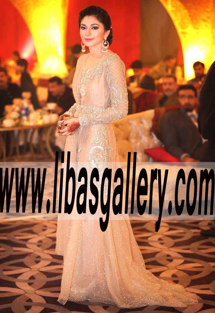 The Latest marvelous Style Special Occasions Dresses and Lehengas From Elan 2016 Fabulous Designer Elan Special Occasions Collection Manhattan New York USA The Latest marvelous Style Special Occasions Dresses and Lehengas From Elan 2016 Fabulous Designer Elan Special Occasions Collection Manhattan New York USA