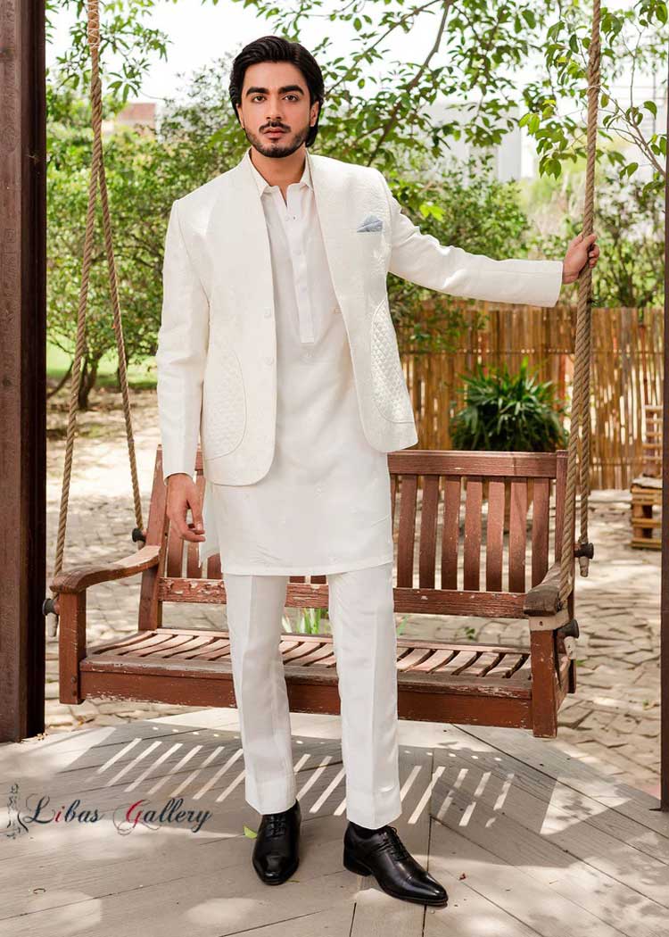 A white fine embroidered jacket with classic padded pockets for Men Occasion and Events paired with inner suit Leicester Leeds Sheffield London UK