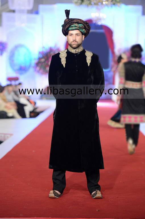 Black Velvet Designer Sherwani Suit Pakistan for Groom Wedding New Jersey California USA