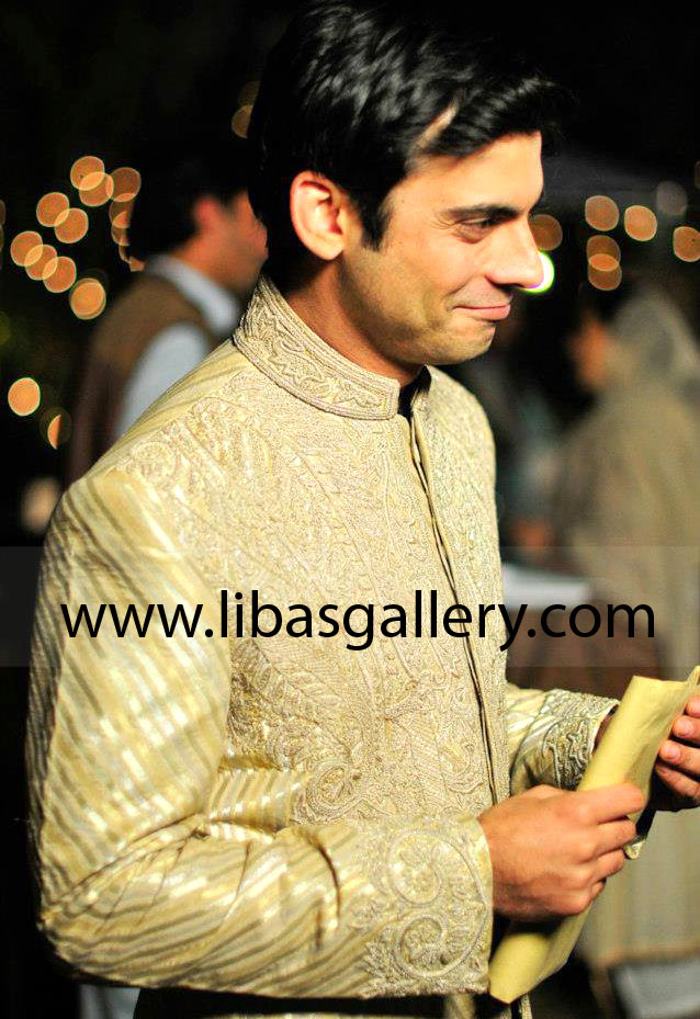 Wedding Sherwani Outfits, Wedding Sherwani clothing,  Designer groom Sherwani, groom kurtas for men, groom wedding sherwani price,  groom Sherwani Online