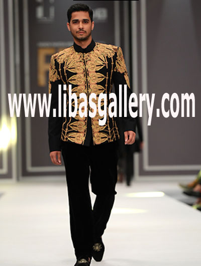 Baroque inspired short sherwanis in shades of gold in wire thread for Groom Dulha Nosha for Wedding UK,USa,Canada,France,Europe,Australia Baroque inspired short sherwanis in shades of gold in wire thread for Groom Dulha Nosha for Wedding UK,USa,Canada,France,Europe,Australia