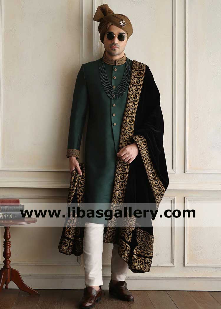 Emerald Green Gold hand Embellished Collar Cuff Men Nikah Barat Marriage Sherwani Antique Gold Embroidered Velvet Shawl and Mala Washington Georgia Indianapolis USA