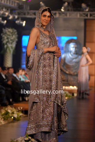 Chiffon asian bridal wear,chiffon indian bridals,south asian designer chiffon bridals bridal wear Chiffon asian bridal wear,chiffon indian bridals,south asian designer chiffon bridals bridal wear