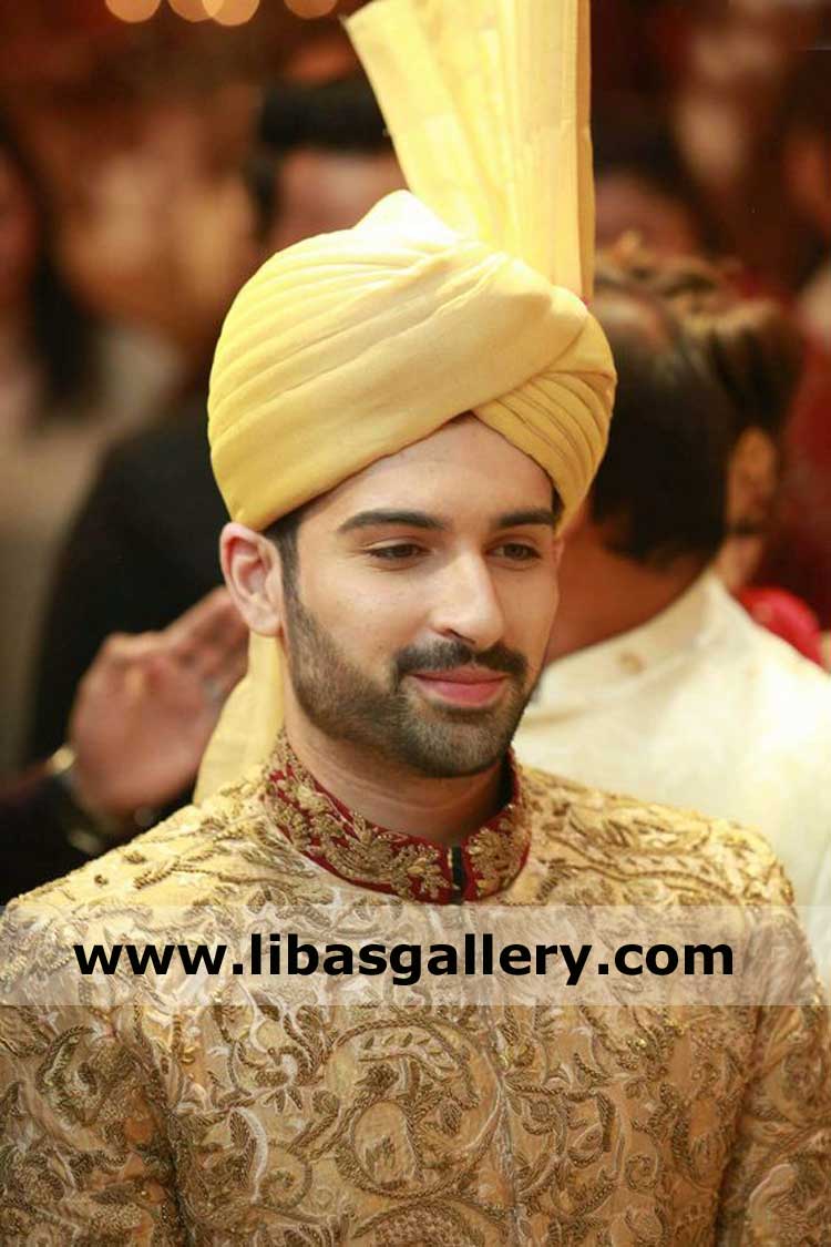 Happy groom muneeb butt on nikah in tower turban pagri amber with pretty bride aiman khan actress uk usa canada