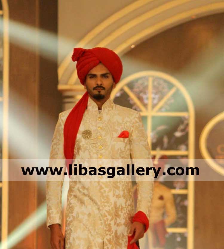 Serious mood dulha wearing pakistani red turban with shamla bespoke pagri shop libas gallery for modern and old fashion groom dulha uk usa canada Serious mood dulha wearing pakistani red turban with shamla bespoke pagri shop libas gallery for modern and old fashion groom dulha uk usa canada