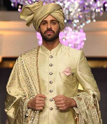 pay online for your son and husband wedding ceremony turban in gold jamawar tightly wrapped pakistani stylish pagri for shadi pakistan saudi arabia qatar