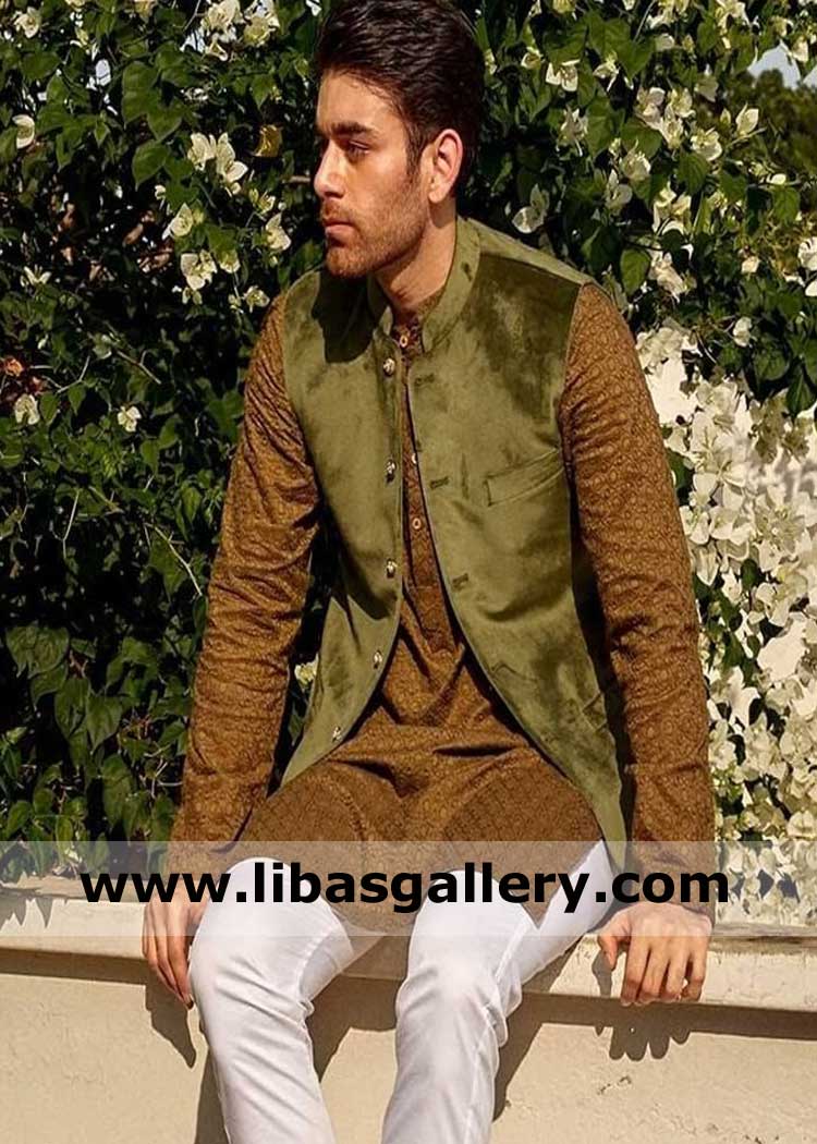 Green Eastern Velvet Waist coat for men with dark color kurta white pajama good combination buy men vest uk usa canada dubai